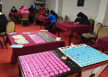 Eskişehir'de kumar oynayan 236 kişiye ceza