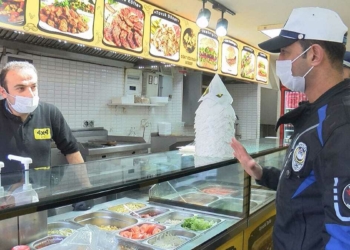 Eyüpsultan'da polis ve zabıta ekipleri denetim yaptı