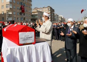 Mardin şehidi Vedat Kaya toprağa verildi