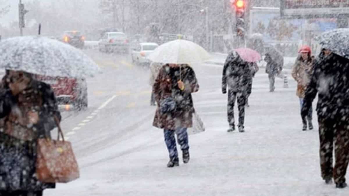 İnanılmaz soğuk ve kar Türkiye'ye doğru ilerliyor