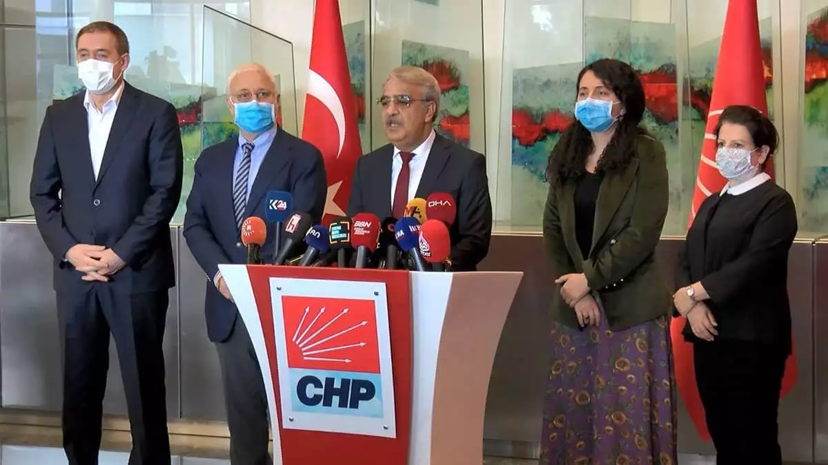 Kılıçdaroğlu hdp heyeti ile görüştü
