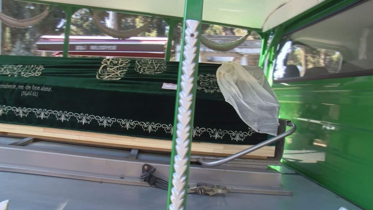 Sanatçı Serpil Barlas'a veda