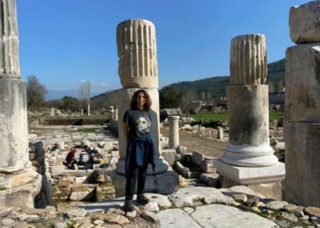 Sertab Erener Stratonikeia Antik Kenti'ni ziyaret etti