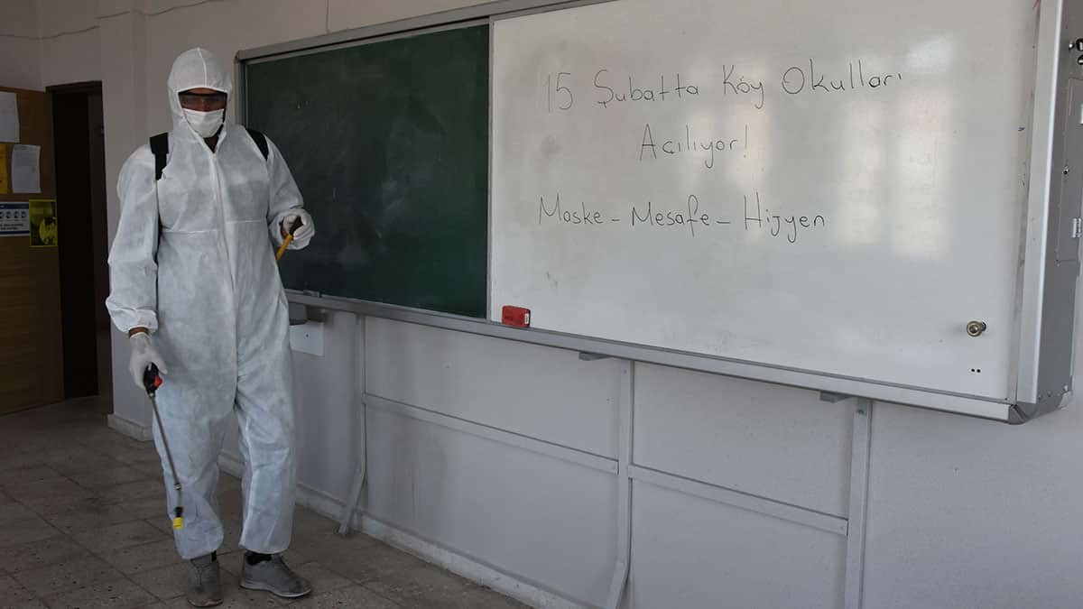 Sivas'ta köy okullarında açılış heyecanı