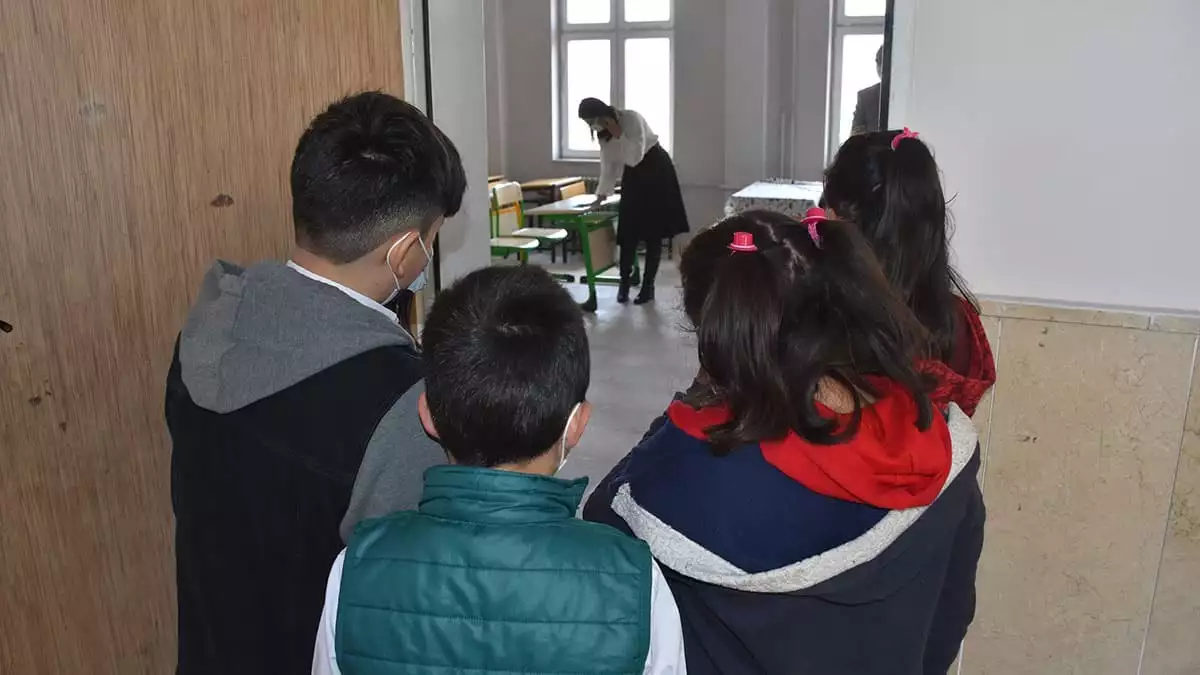 Sivas'ta köy okullarında açılış heyecanı