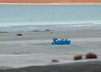 Salda'daki çekilmeye yağan yağmur çare olmadı