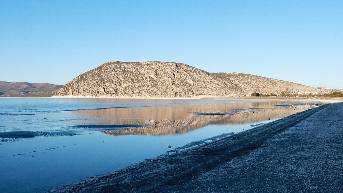 Türkiye'nin en önemli cazibe merkezleri arasında yer alan Salda'daki çekilmeye yağan yağmur ve kar da yeterli olmadı.