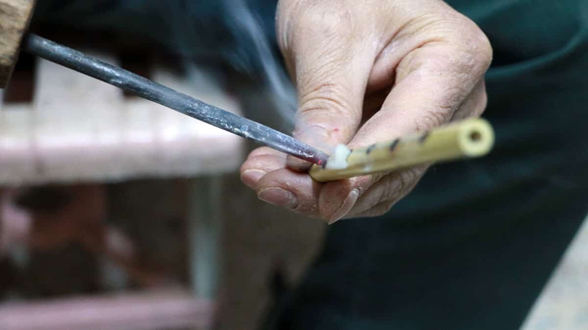 Su kamışını 5 dakikada sipsi haline getiriyor