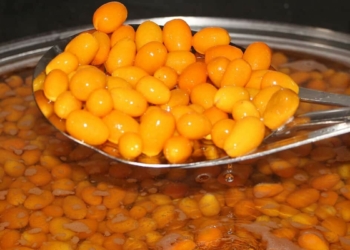 Kumkat ile haftalık 400 kilo reçel yapılıyor
