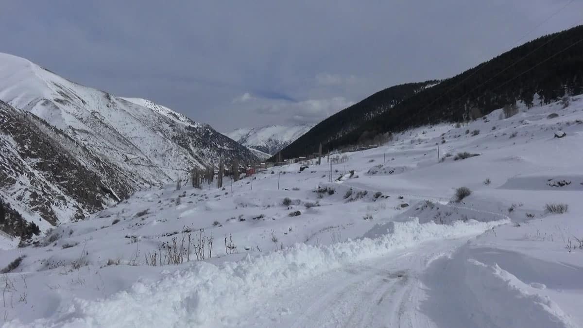 Turistlerin kayak için yeni gözdesi Yusufeli oldu