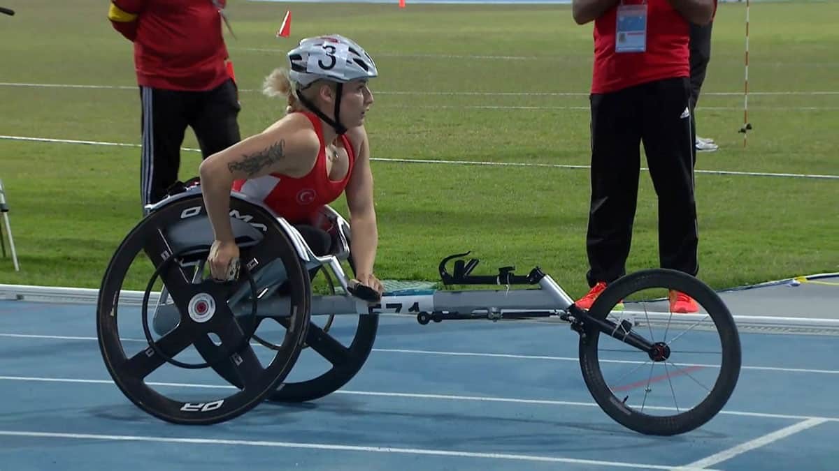 Türk sporcular Dubai'den 8 madalya ile döndü