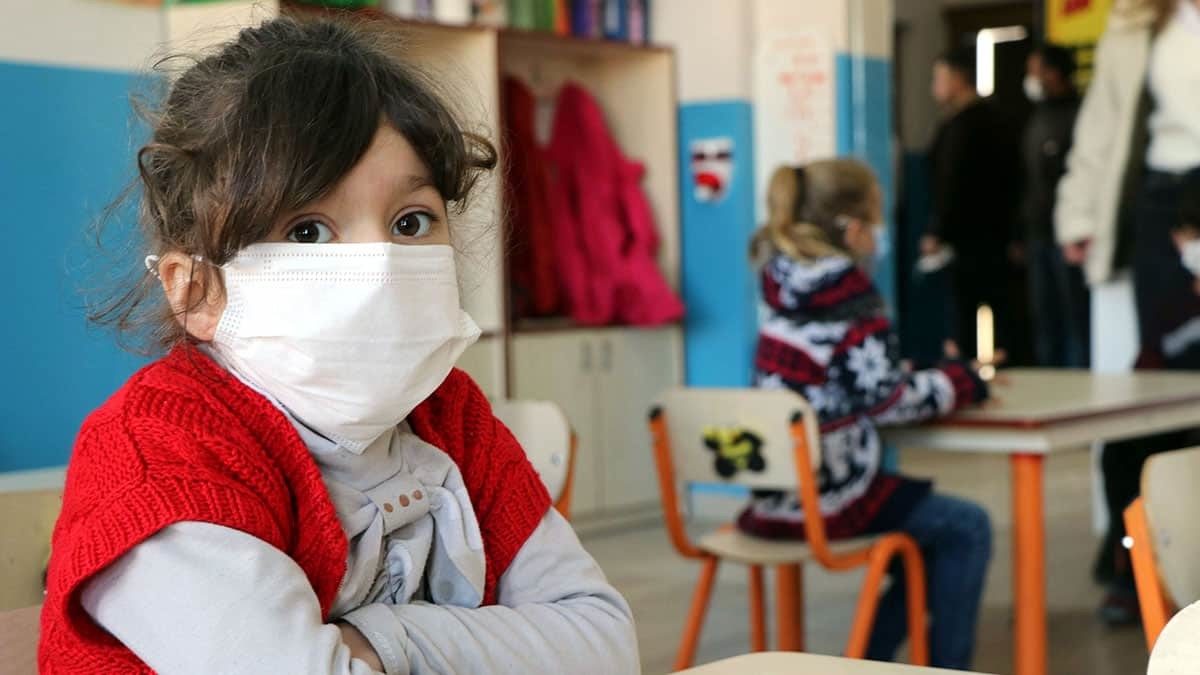 Köy okullarında yüz yüze eğitim başladı