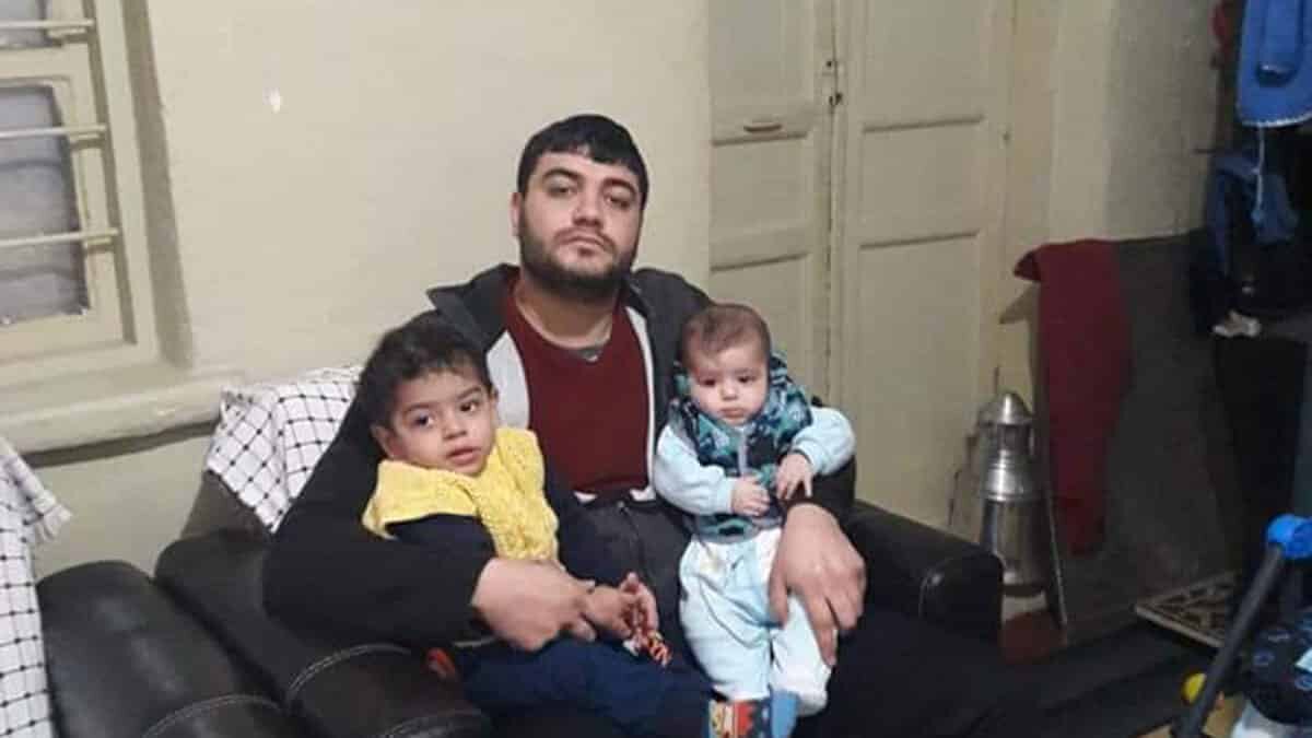 Yanarak ölen 2 kardeş toprağa verildi