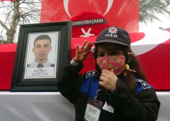 Mersin şehidi Ahmet Yabalak toprağa verildi