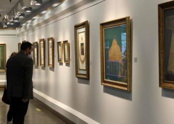 Tezyin sergisi Zeytinburnu Kültür ve Sanat Merkezi'nde