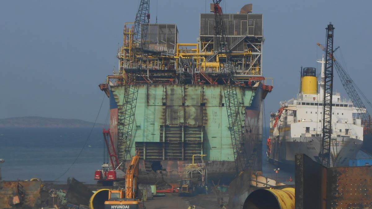 Hurda gemiden ekonomiye 450 milyon dolar katkı