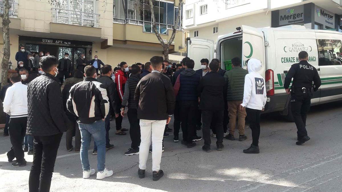 16 yaşındaki Burak odasında intihar etti