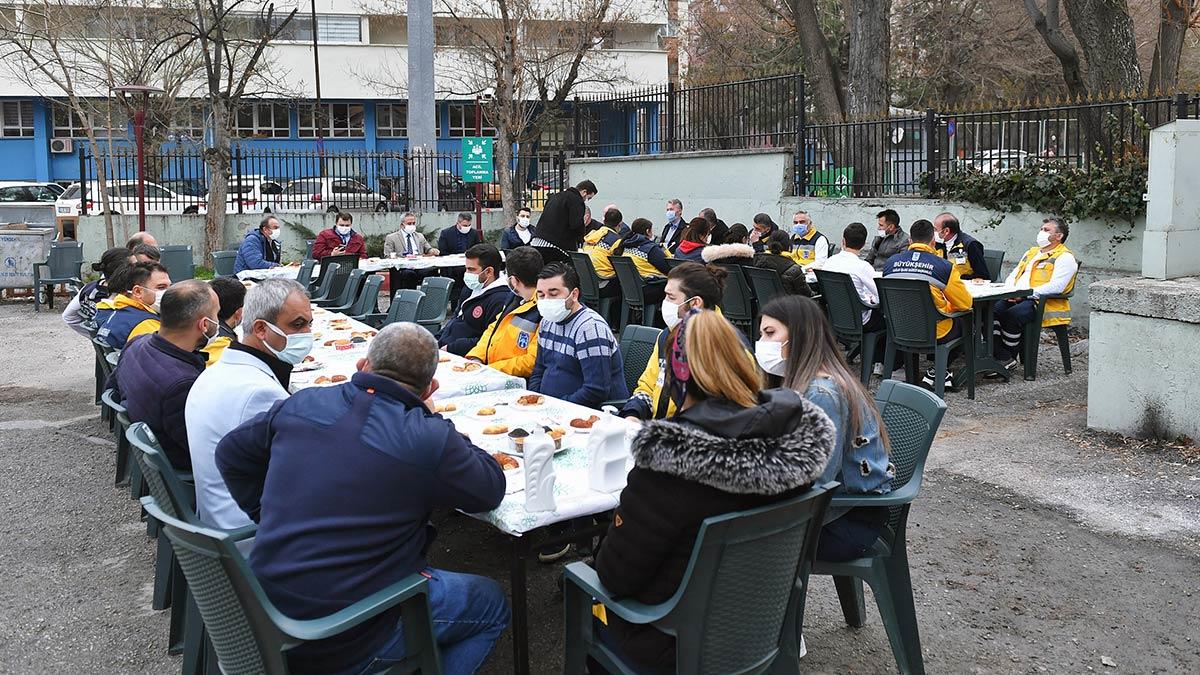 Belediyenin sağlık çalışanları için kahvaltı