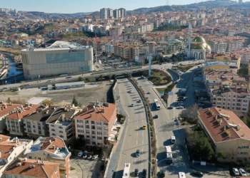 Aydınlıkevler bölgesinin trafik sorunu çözülecek