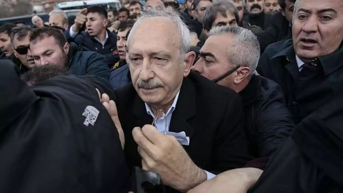 Kılıçdaroğlu'na şehit cenazesinde saldırı davası