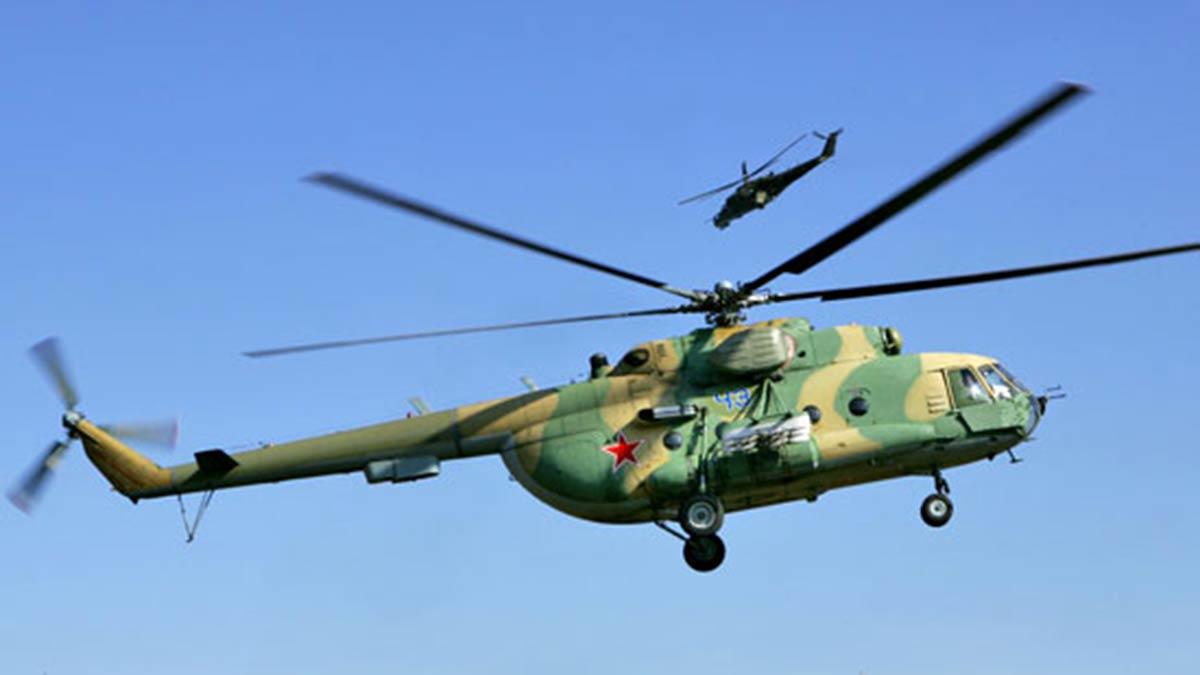 Afganistan'da helikopter iniş sırasında düştü