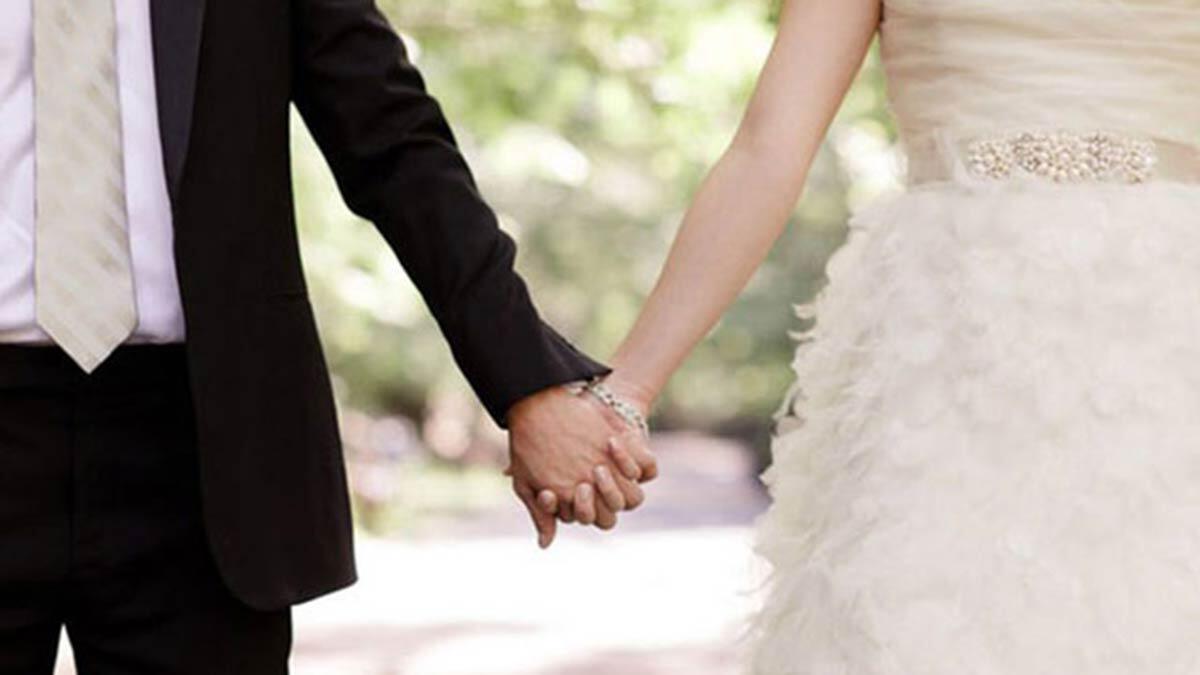 40 yıl önce akrabaların çöpçatanlıkla ortaya çıkardığı evlilikler artık çok değişti. Akraba evliliği düşüyor, yeni nesil sosyal medyadan evlenecek.