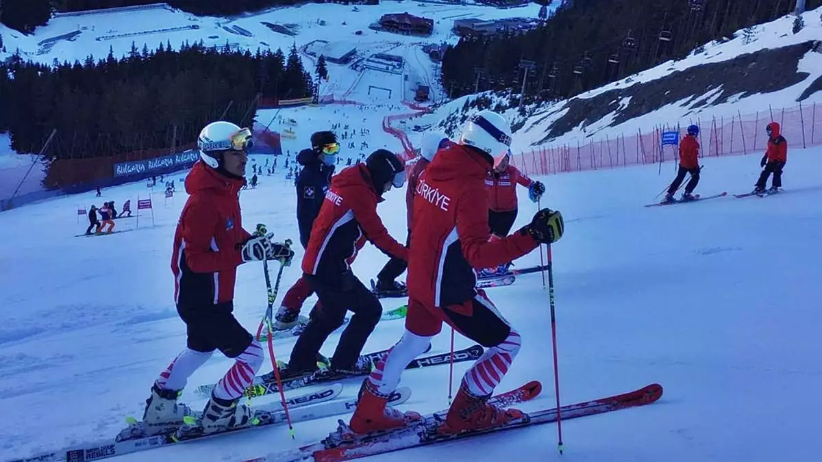Alp disiplini fis dünya gençler şampiyonası