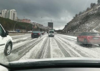 Ankara'da dolu yağışı etkili oldu