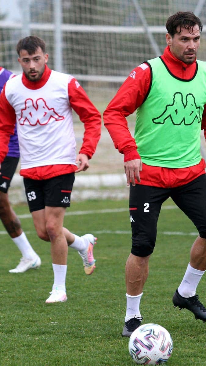 Antalyaspor, Ziraat Türkiye Kupası'nda çarşamba günü karşılaşacağı rakibini yenerek tarihinde ikinci kez finale yükselmek istiyor.