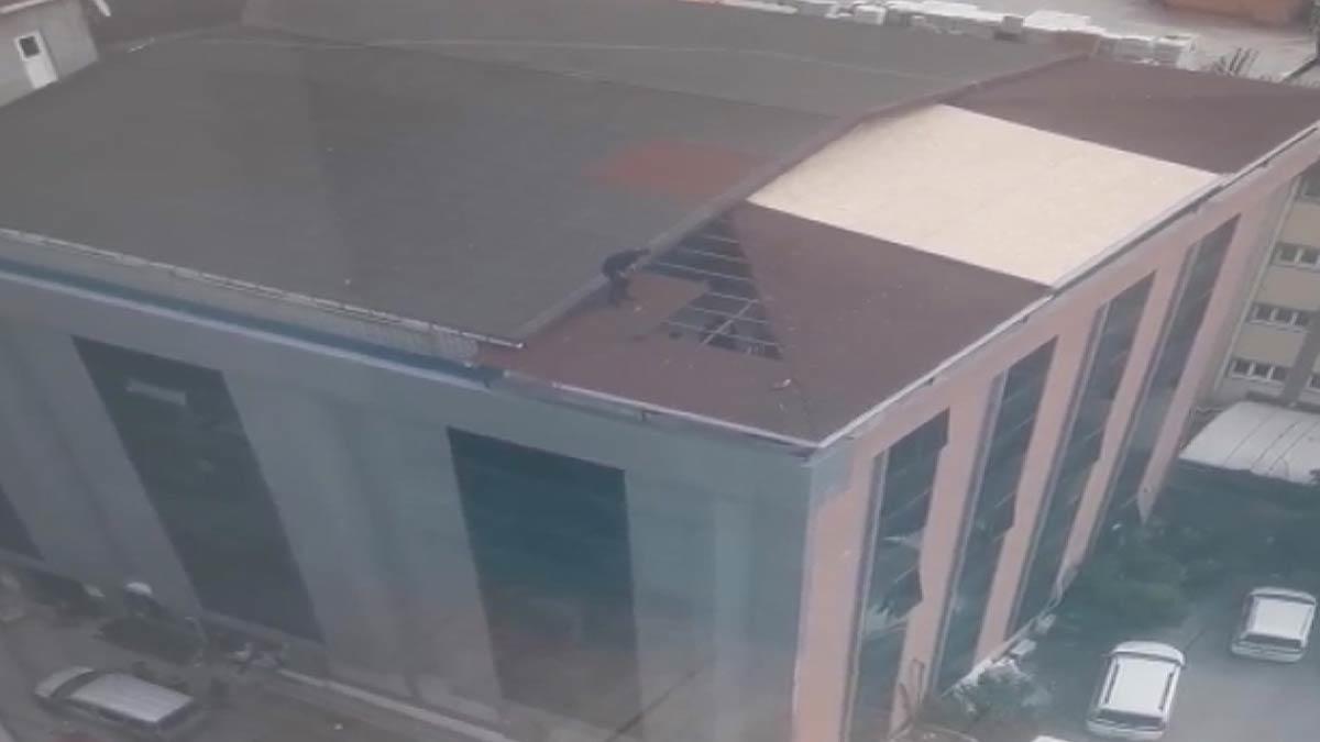 İşçilerin tehlikeli çalışmaları yürekleri ağza getirdi