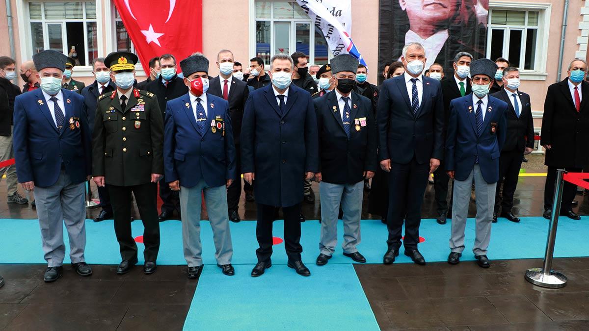 Atatürk'ün Adana'ya gelişinin 98'inci yıl dönümü