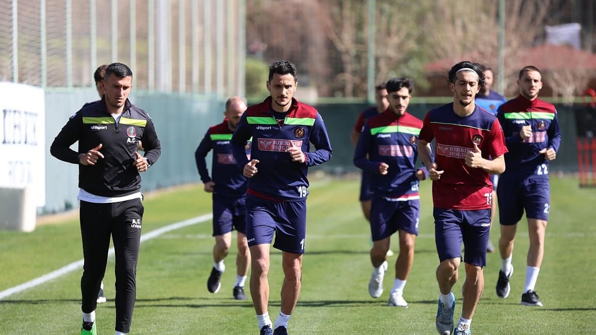 Alanyaspor maçtan galip ayrılmak istiyor