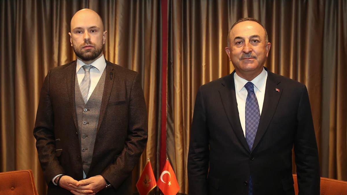 Çavuşoğlu NATO Dışişleri Bakanı Toplantısı'na katılıyor
