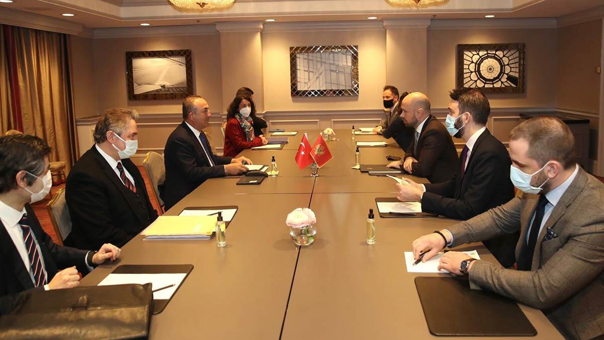 Dışişleri Bakanı Mevlüt Çavuşoğlu NATO Dışişleri Bakanı Toplantısı'na katılması bekleniyor. Toplantı bugün saat 14.00’te başlıyor.