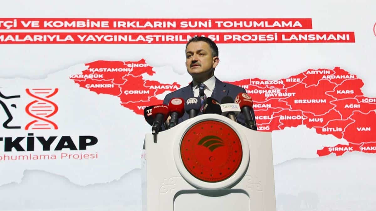Tarım ve Orman Bakanı Bekir Pakdemirli, son 19 yılda hayvancılığa toplam 73 milyar lira destek ödediklerini söyledi.