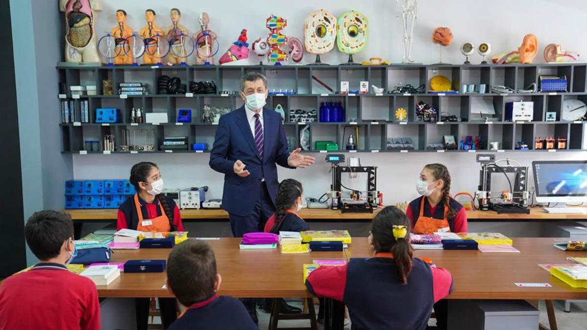 Selçuk: Yüz yüze eğitim esastır