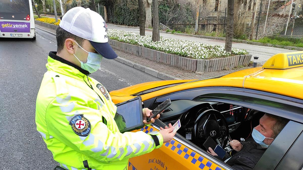 Beşiktaş'ta toplu ulaşım araçları denetlendi