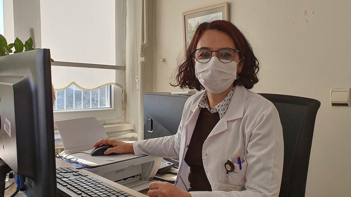 Bilim Kurulu Üyesi Prof. Dr. Serap Şimşek Yavuz Koronavirüs salgınıda İstanbul'da üçüncü dalgaya girildiğini söyledi.