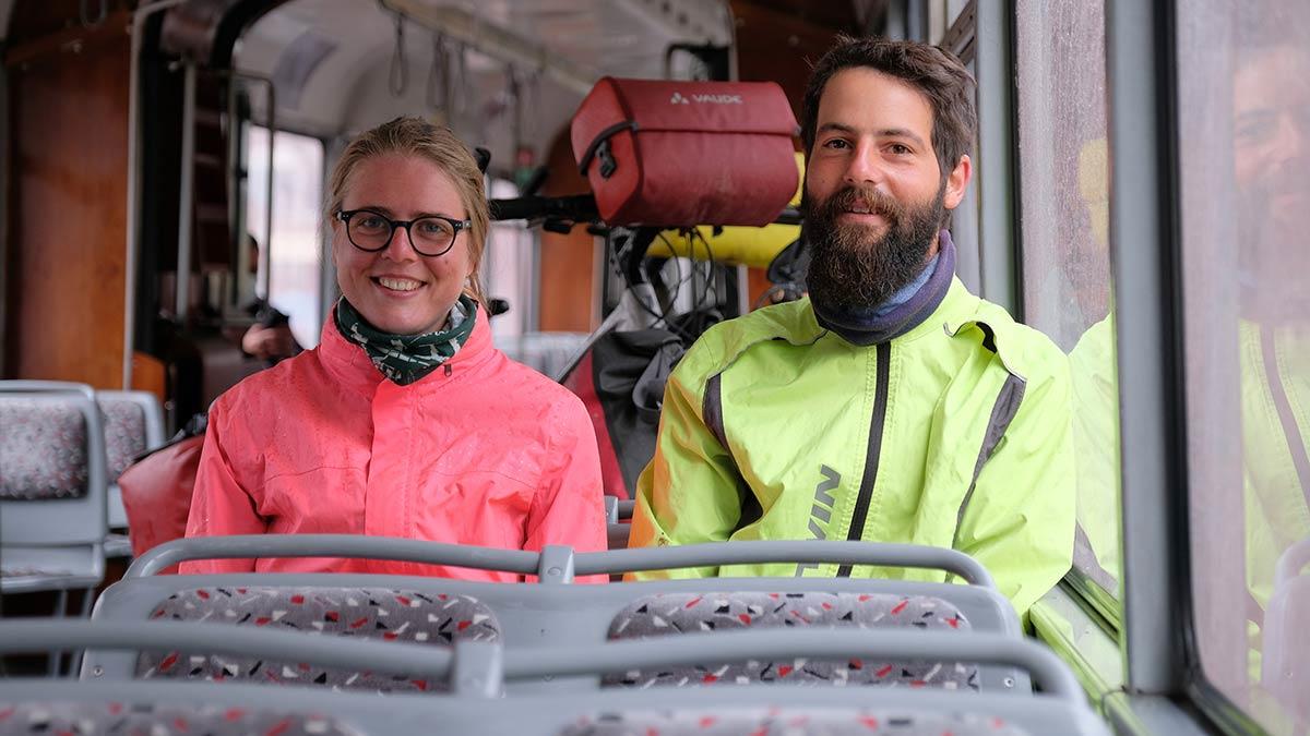 Camille Jugueneav, "Türkiye’deki misafirperverlik çok güzel ve insanlar gerçekten çok iyi. Bizim için bisikletli yolculuk yapmakta tramvay büyük bir avantaj oldu. Trafiğe girmiyorsunuz ve rahat. Avrupa’da böyle bir uygulamayı görmedik" dedi.