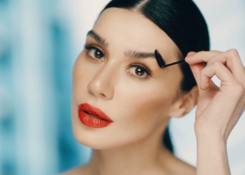Burcu Kıratlı kaş şekillendirici reklam yüzü oldu