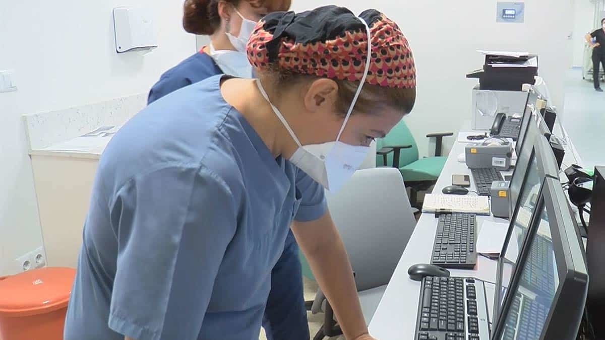 Kovid hastalarında bir kaç ay sonra çıkıyor