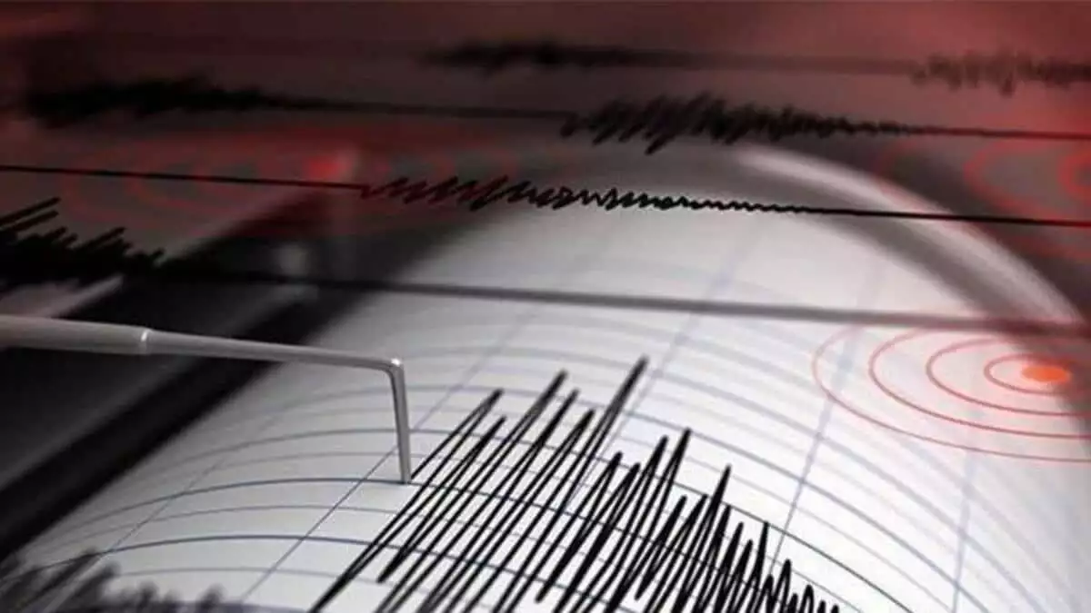 Ege denizi'nde 4. 1 şiddetinde deprem