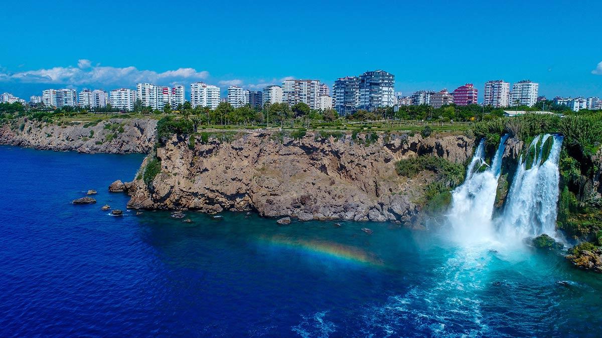 Doğa Koruma falezlere ışıklandırmanın iptalini istedi