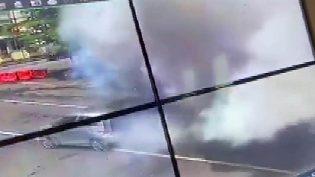 Makassar polisi tarafından yapılan açıklamada, ilk belirlemelere göre 14 kişinin yaralandığı belirtildi.