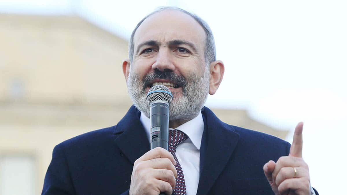 Nikol Paşinyan istifa kararı aldı