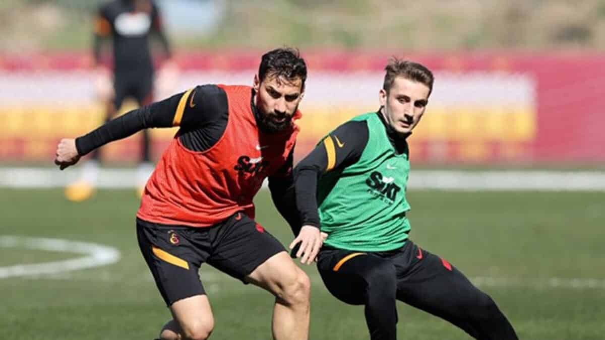 Saracchi takımla birlikte çalıştı