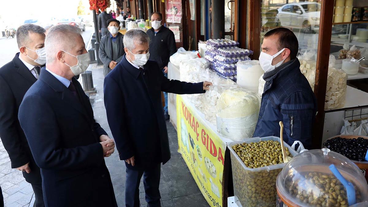 Vaka sayısında artış görülen Gaziantep'te kurallara uyulması halinde 10 gün içerisinde eski duruma dönüleceğini söyledi.