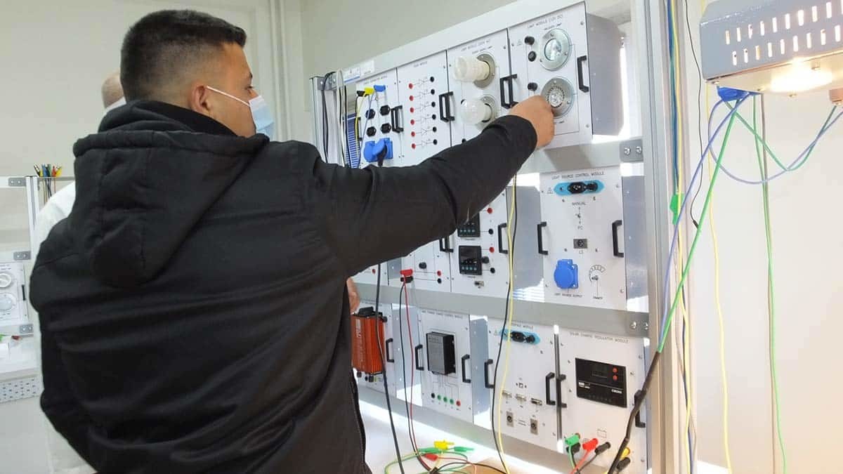 Güney Marmara Kalkınma Ajansı’nın desteklediği proje sayesinde okul, 7 ayda 10 bin lira gelir sağladı.