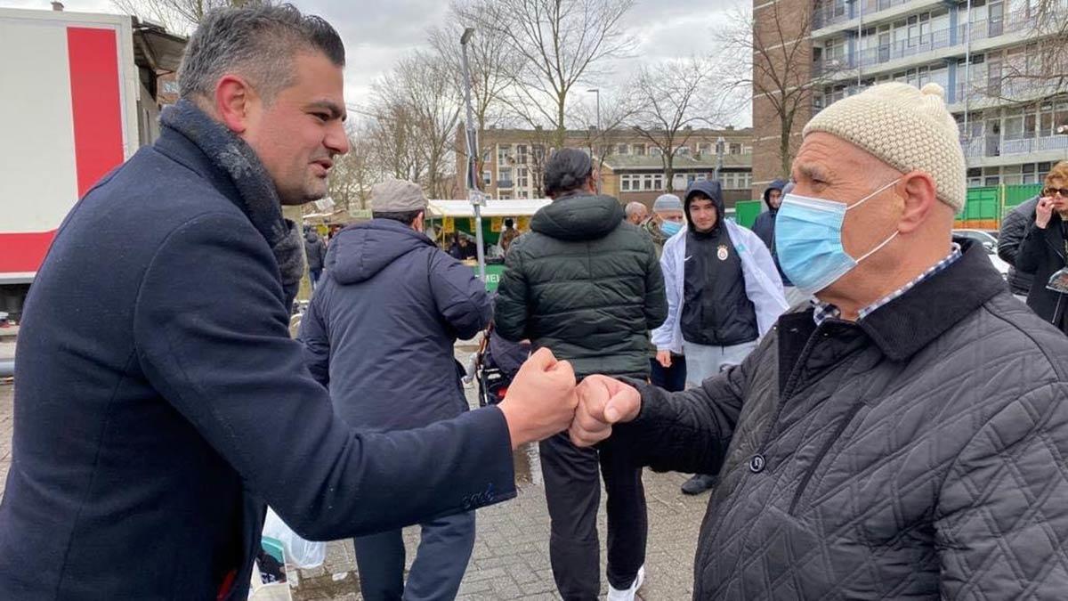 Başbakan Mark Rutte zaferle çıktı