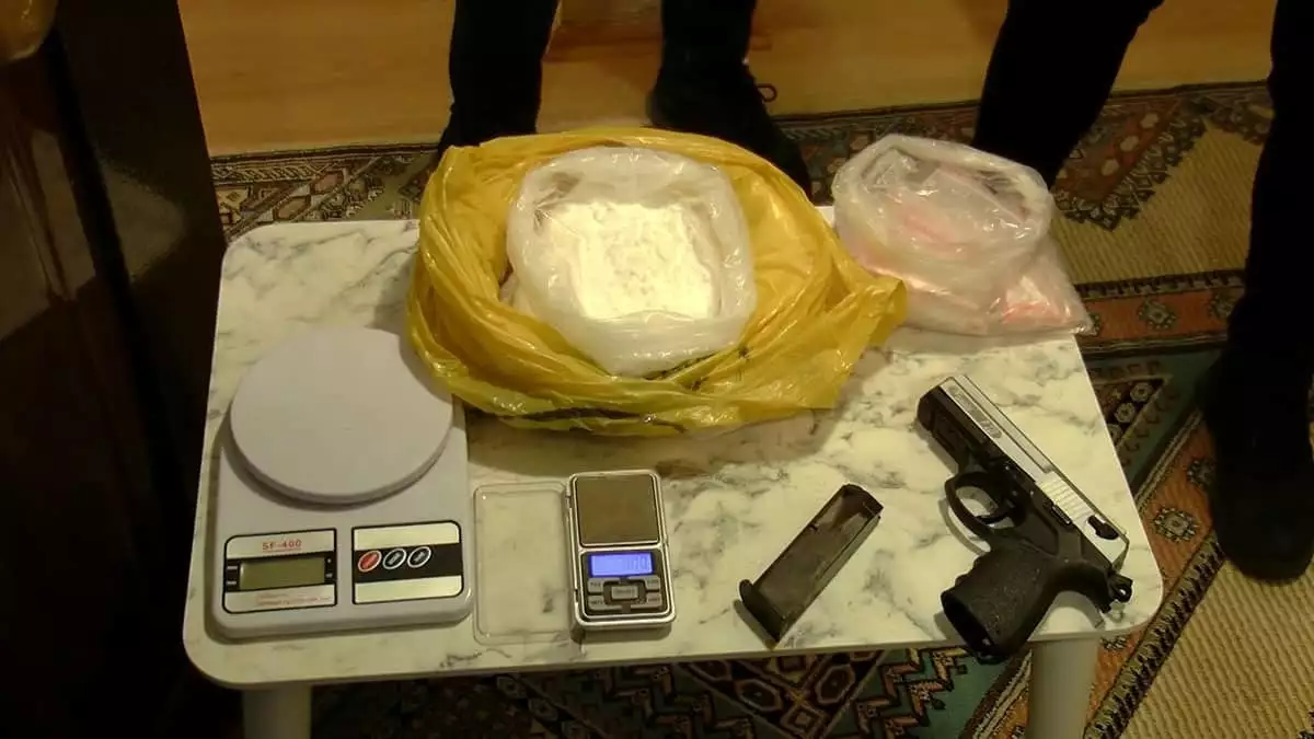İstanbul'da uyuşturucu operasyonu: 1 kilo kokain ele geçirildi